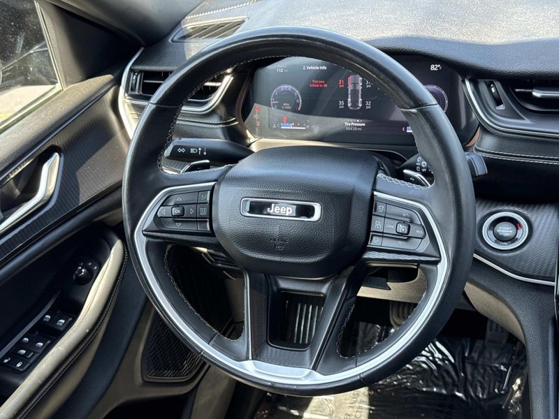 Used 2023 Jeep Grand Cherokee Altitude 4x4