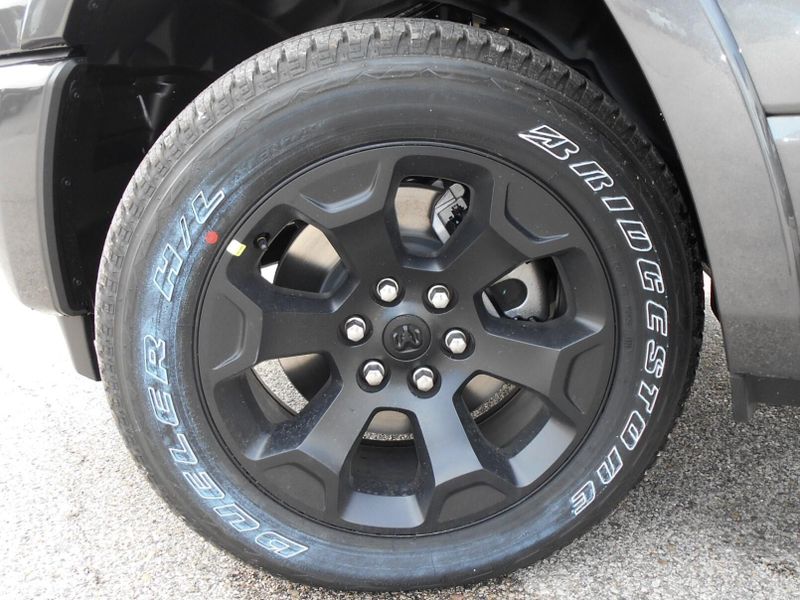 2025 RAM 1500 Big Horn Crew Cab 4x4 5