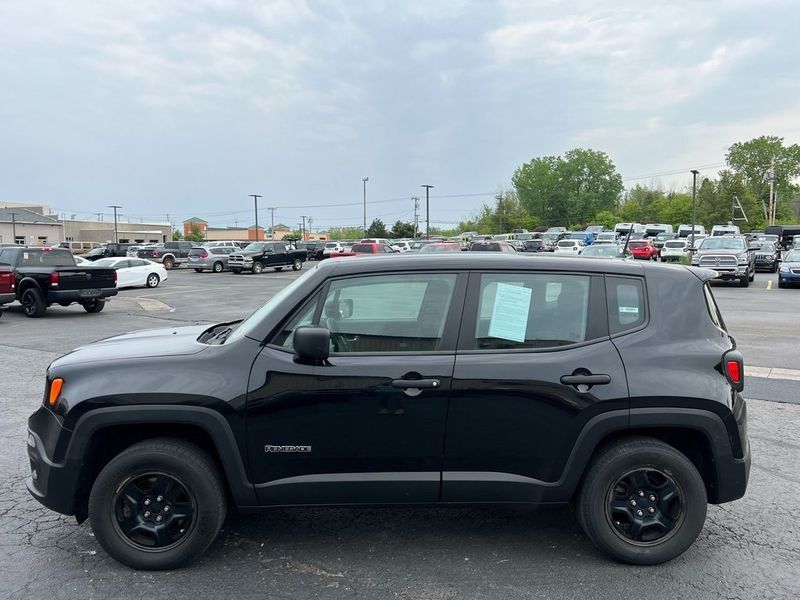 2017 Jeep Renegade SportImage 5
