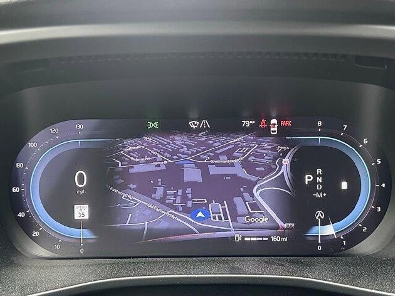 2024 Volvo XC40 Plus Bright Theme