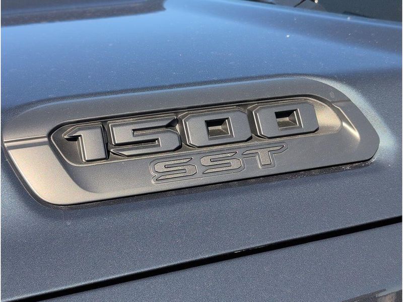 2025 RAM 1500 Warlock Crew Cab 4x4 5