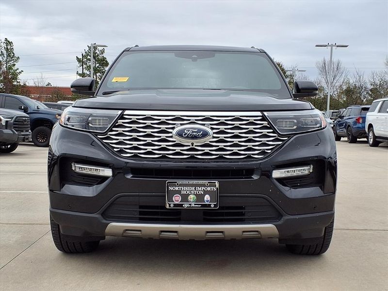Used 2022 Ford Explorer PlatinumImage 4