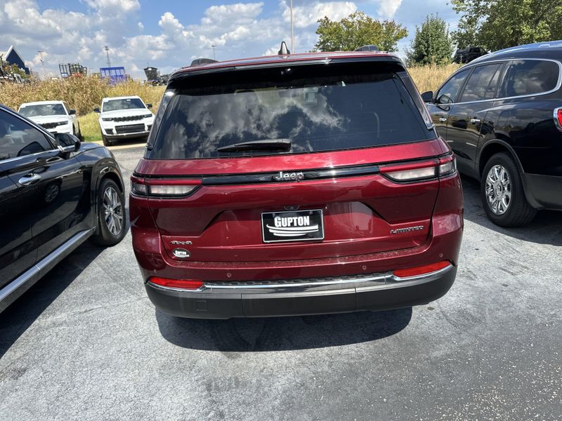 Used 2023 Jeep Grand Cherokee LimitedImage 8
