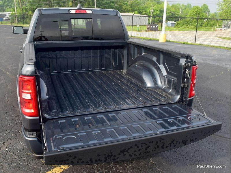 2025 RAM 1500 Big Horn Crew Cab 4x4 5