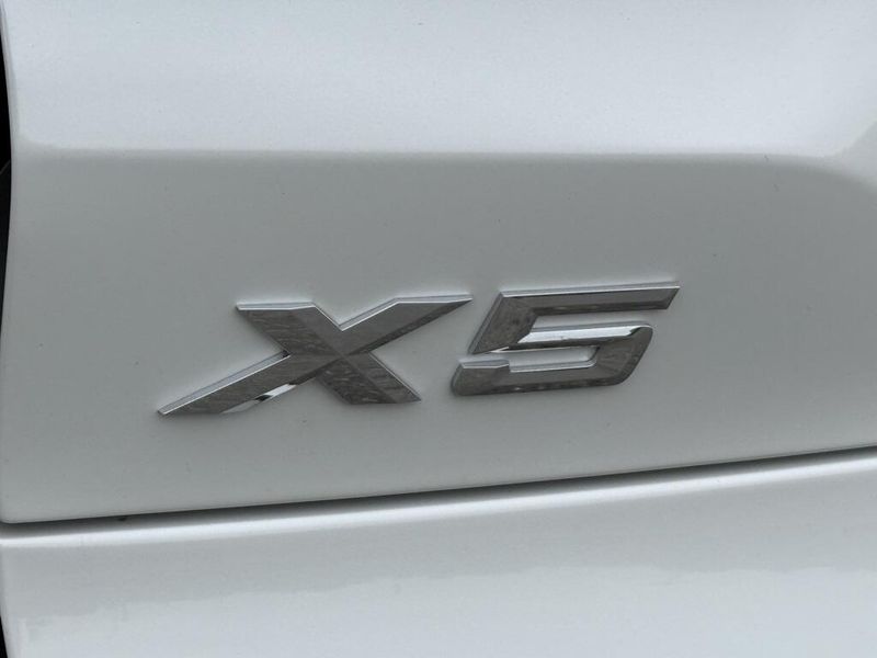 2025 BMW X5 sDrive40iImage 13