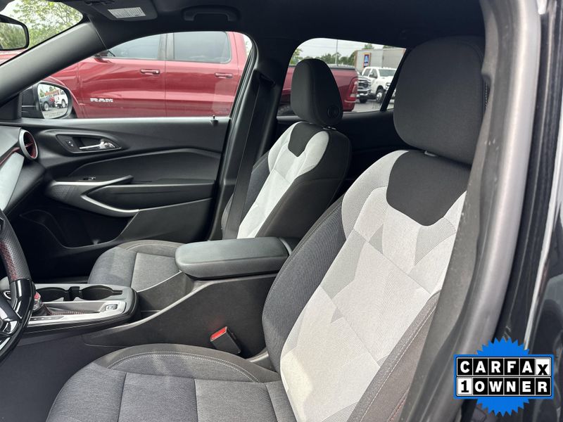 Used 2024 Chevrolet Trax 1RSImage 14