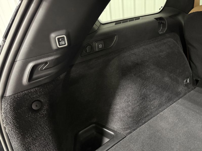 Used 2024 Jeep Grand Cherokee Summit ReserveImage 8