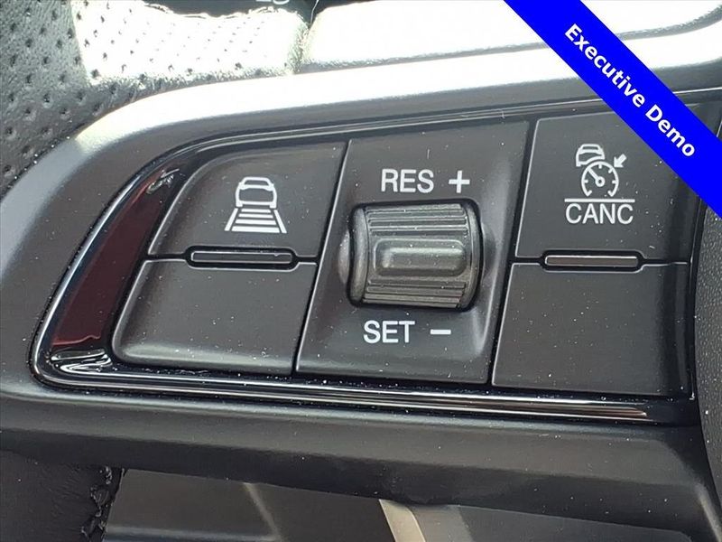 New 2025 Alfa Romeo Giulia RwdImage 17