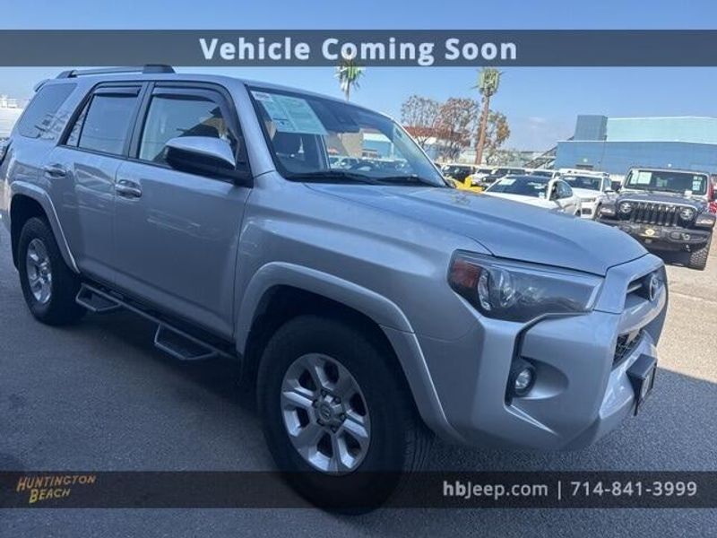 2021 Toyota 4Runner SR5Image 3