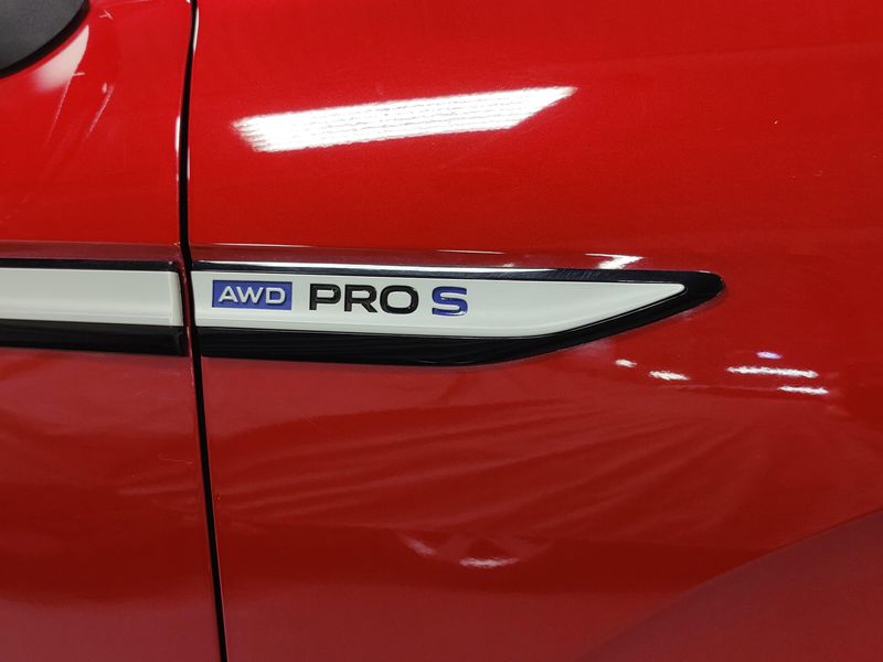 2023 Volkswagen ID.4 Pro S AWD 82kW w/Glass RoofImage 5