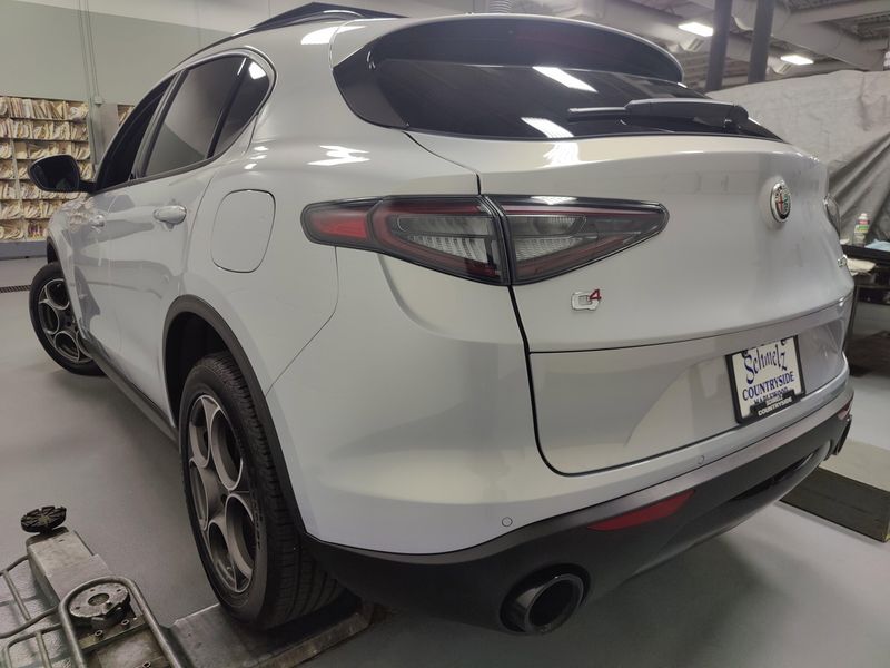Used 2024 Alfa Romeo Stelvio Sprint AWD w/Sunroof/Nav/Wheel PkgImage 13