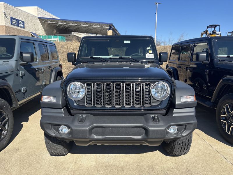 New 2026 Jeep Wrangler 4-door Sport SImage 2
