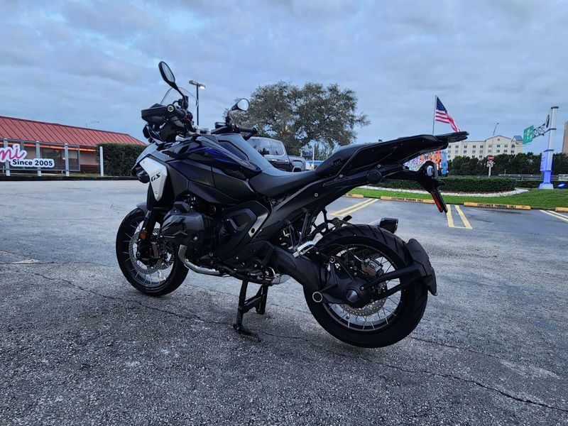 2026 BMW R 1300 GSImage 6