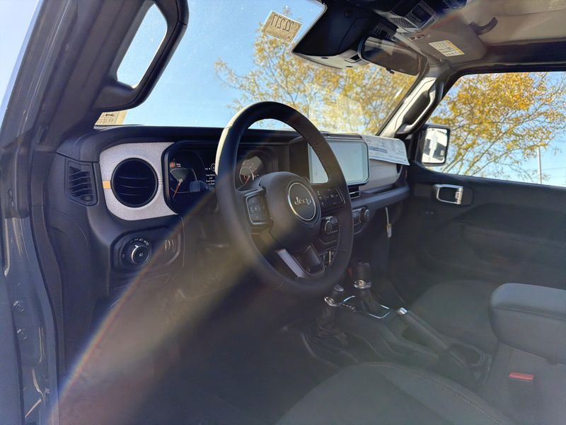 New 2026 Jeep Wrangler 4-door Sport SImage 16