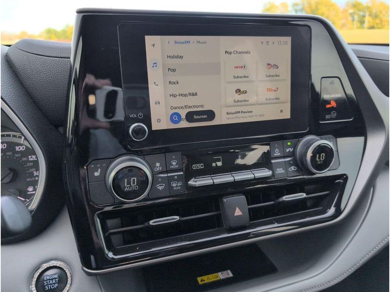 Used 2023 Toyota Highlander XLEImage 13