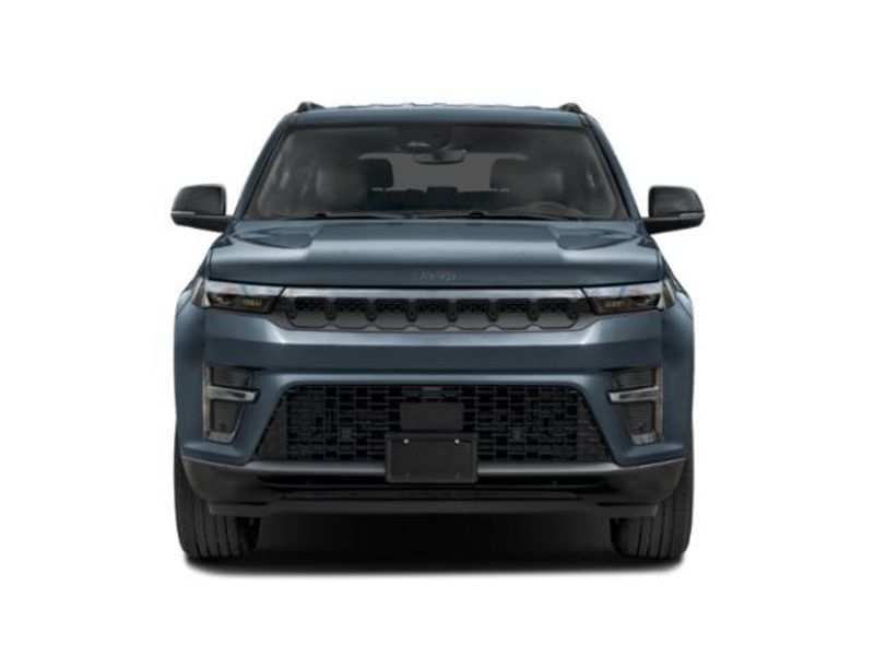 2026 Jeep Grand Wagoneer Summit Reserve 4x4Image 4