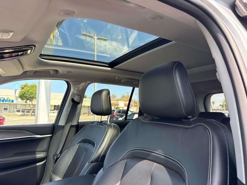 New 2022 Jeep Grand Cherokee 4xe Limited 4x4