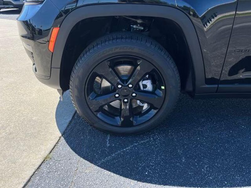 2025 Jeep Grand Cherokee L Limited 4x4