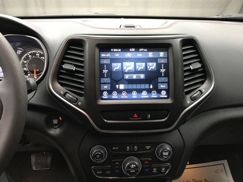 2022 Jeep Cherokee TrailhawkImage 7