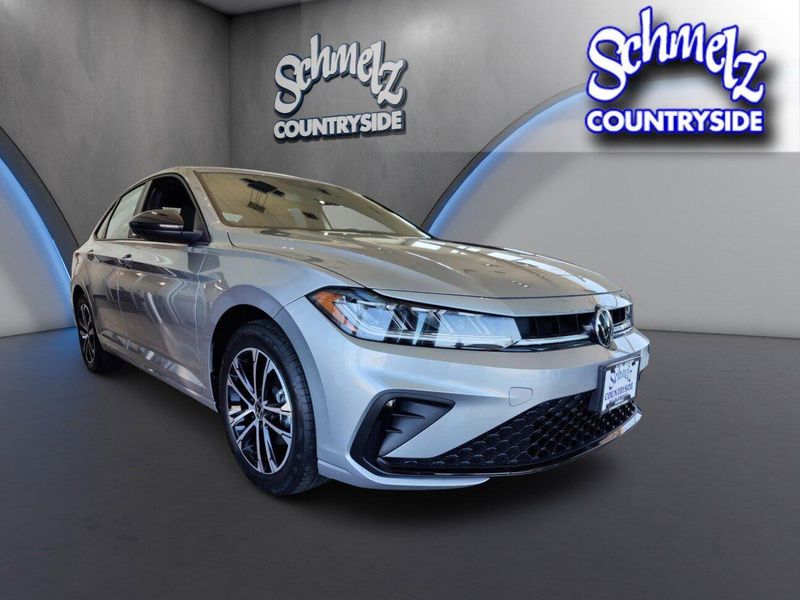 Used 2025 Volkswagen Jetta Sport TurboImage 1