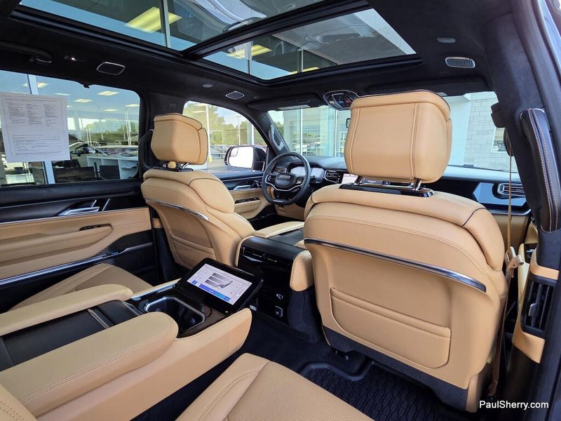 2026 Jeep Grand Wagoneer Summit Reserve Black