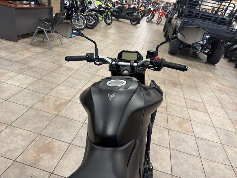 Used 2024 Yamaha MT-03 Image 25