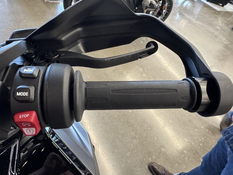 2025 BMW F 900 GS - LOW SUSPENSION - BLACK STORM METALLIC 