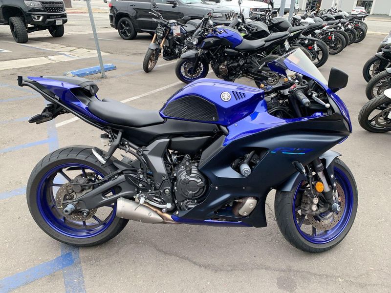 New 2025 Yamaha YZF-R7 Image 18