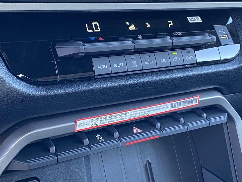 New 2025 Toyota Tundra SR5Image 17