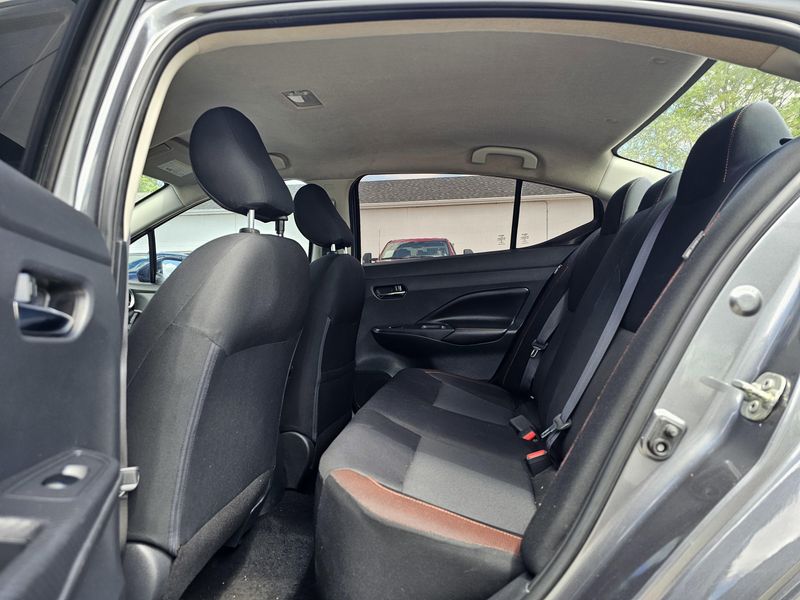 2020 Nissan Versa SRImage 10