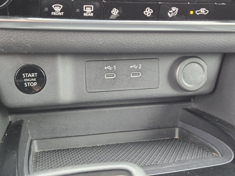 Used 2024 Nissan Rogue AWD SV