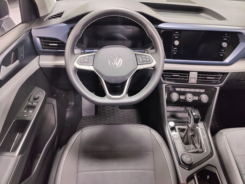 Used 2024 Volkswagen Taos SE AWD w/Sunroof & Black Plus PkgImage 21