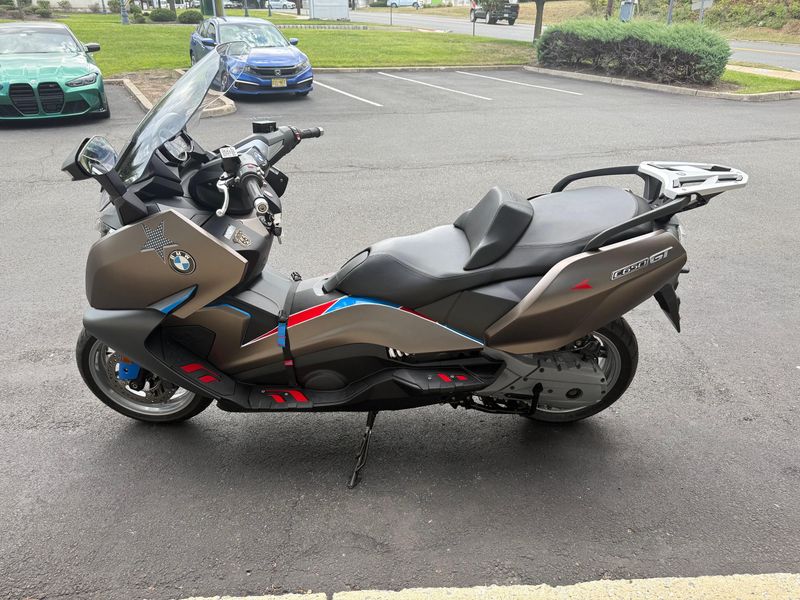 2016 BMW C 650 GTImage 2