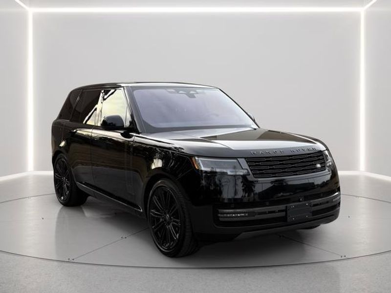 Used 2023 Land Rover Range Rover SE