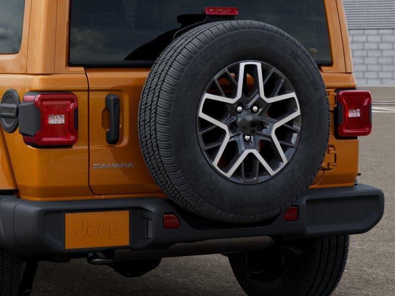 New 2026 Jeep Wrangler 4-door SaharaImage 13