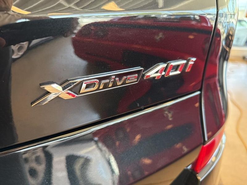 2025 BMW X5 xDrive40i M PACKAGE