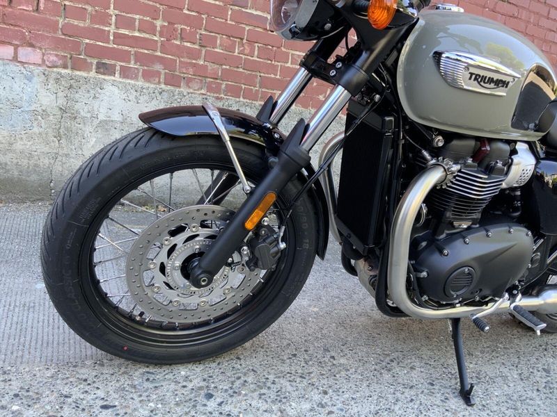 2026 Triumph BONNEVILLE T100