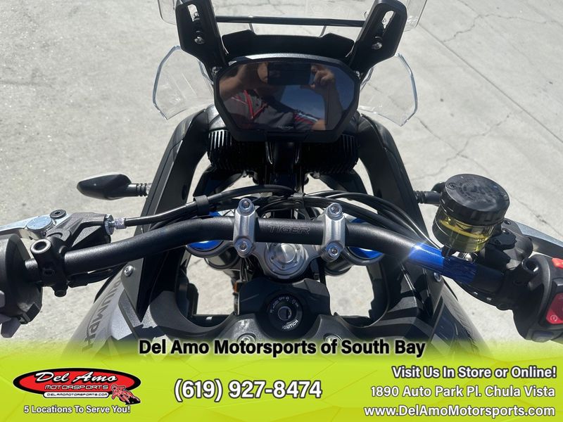 2024 Triumph TIGER 850 SPORT  in a GRAPHITE/JET BLACK exterior color. Del Amo Motorsports of South Bay (619) 547-1937 delamomotorsports.com 