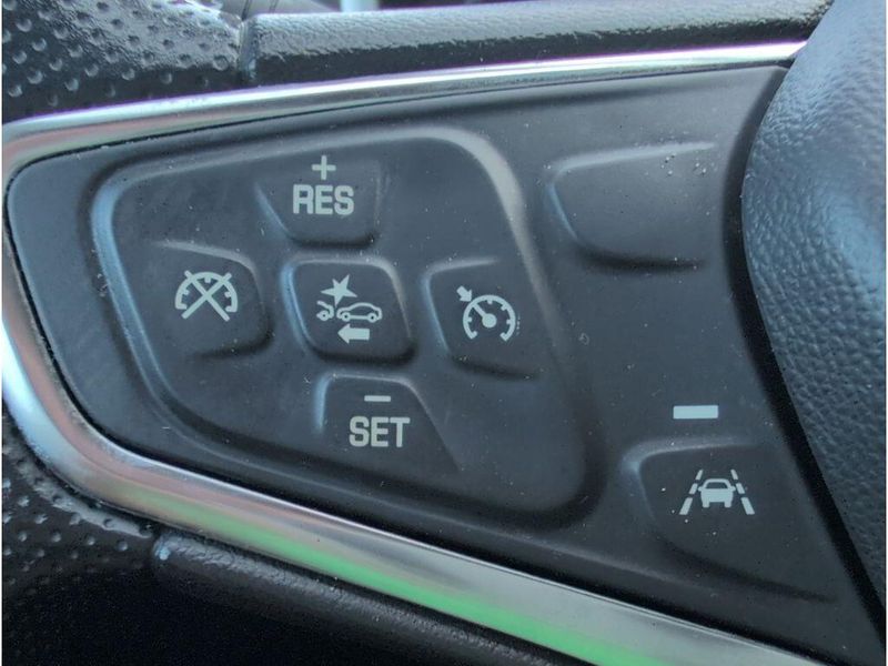Used 2024 Chevrolet Malibu LTImage 22