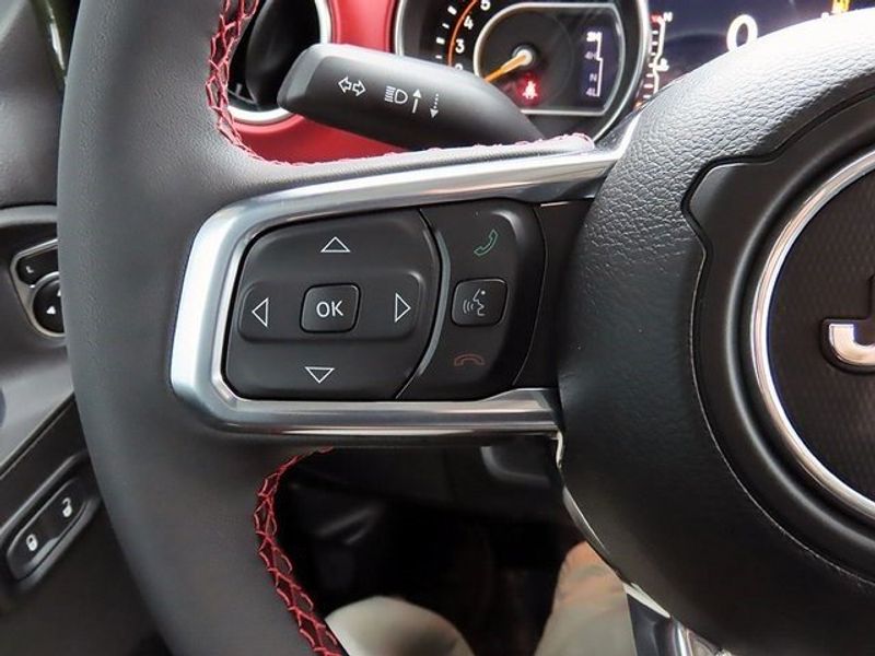 2023 Jeep Gladiator RubiconImage 19