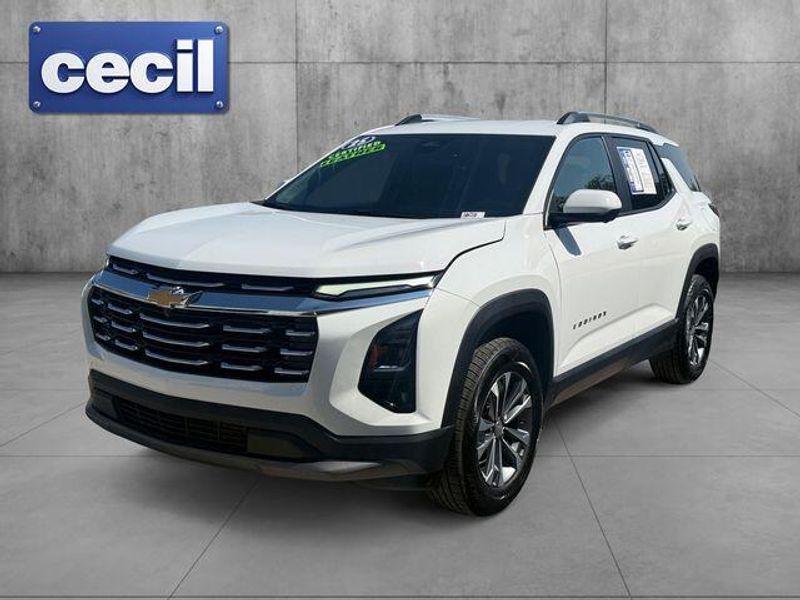 Used 2025 Chevrolet Equinox LT