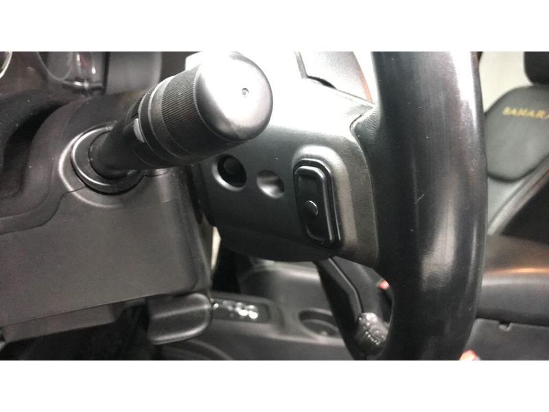 Used 2015 Jeep Wrangler JK Unlimited SaharaImage 5