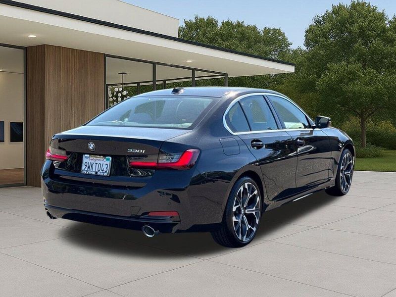 Used 2026 BMW 3 Series 330iImage 8