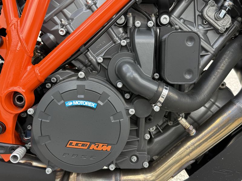 2024 KTM 1290 Super Duke GT