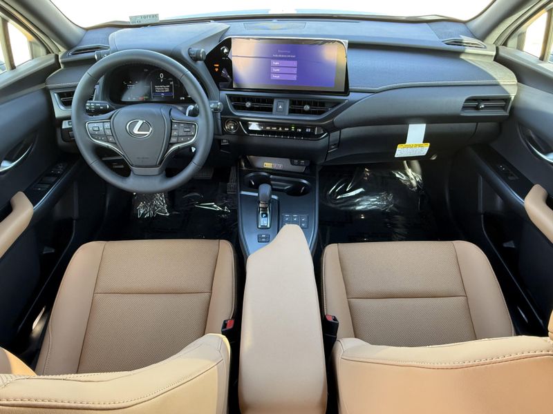 New 2026 Lexus UX 300h PremiumImage 27