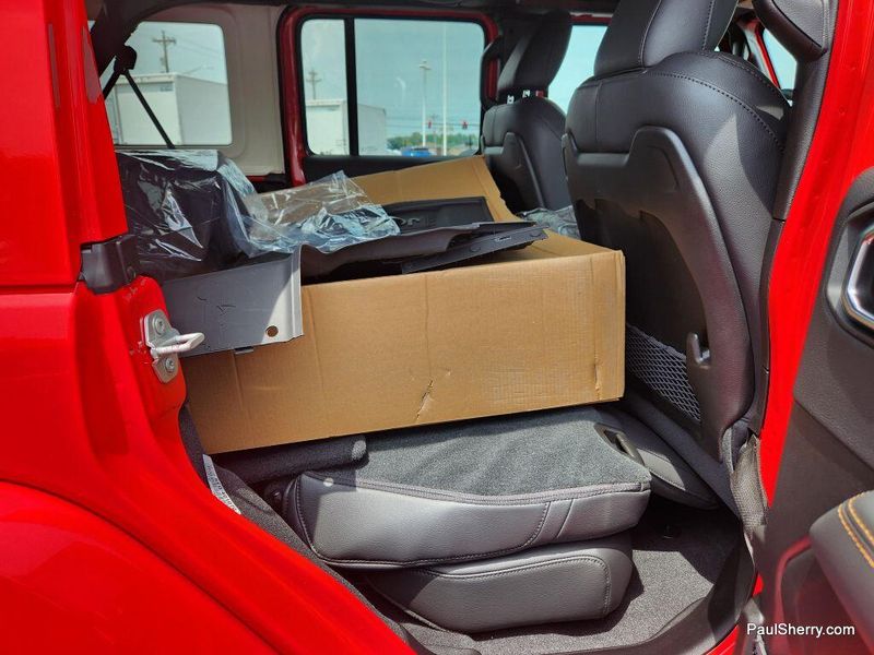 New 2025 Jeep Wrangler 4-door Sahara