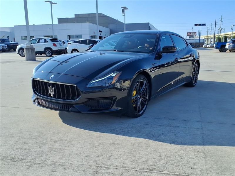 Used 2022 Maserati Quattroporte ModenaImage 2