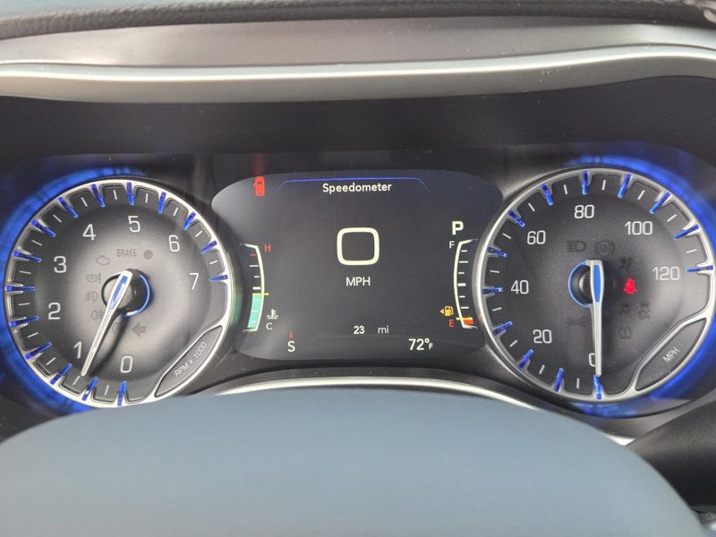 New 2026 Chrysler Pacifica Select FWD