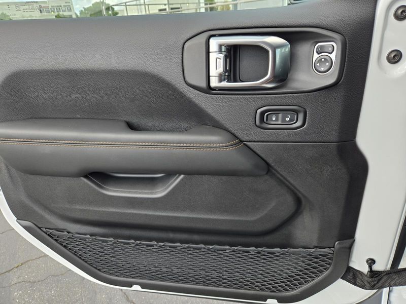 New 2025 Jeep Wrangler 4-door Sahara