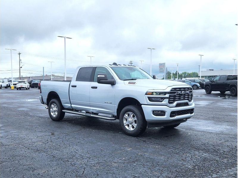 New 2026 RAM 2500 Big Horn Crew Cab 4x4 6'4' Box